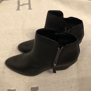 Frye JUDITH black booties